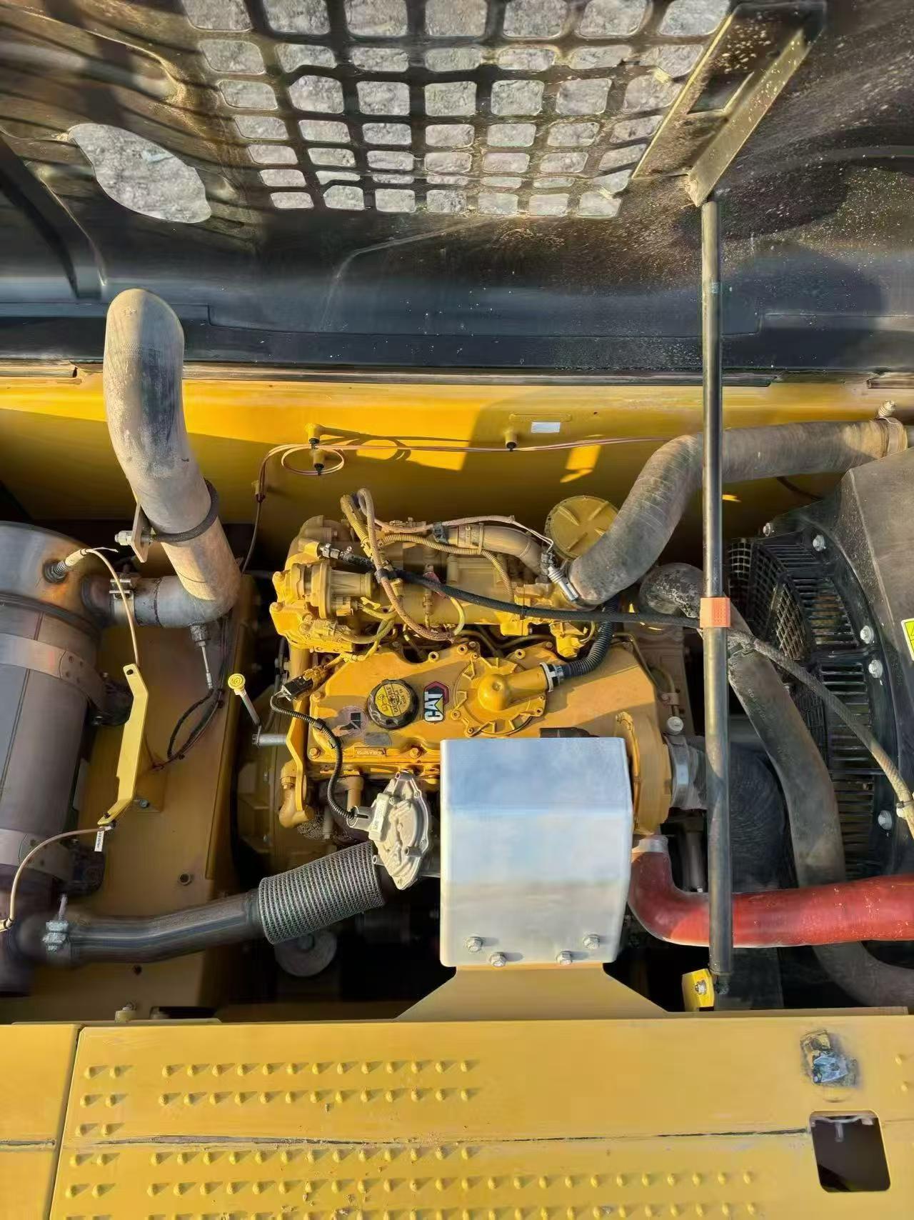 Used Caterpillar 320A Excavator 2023 Model / 7