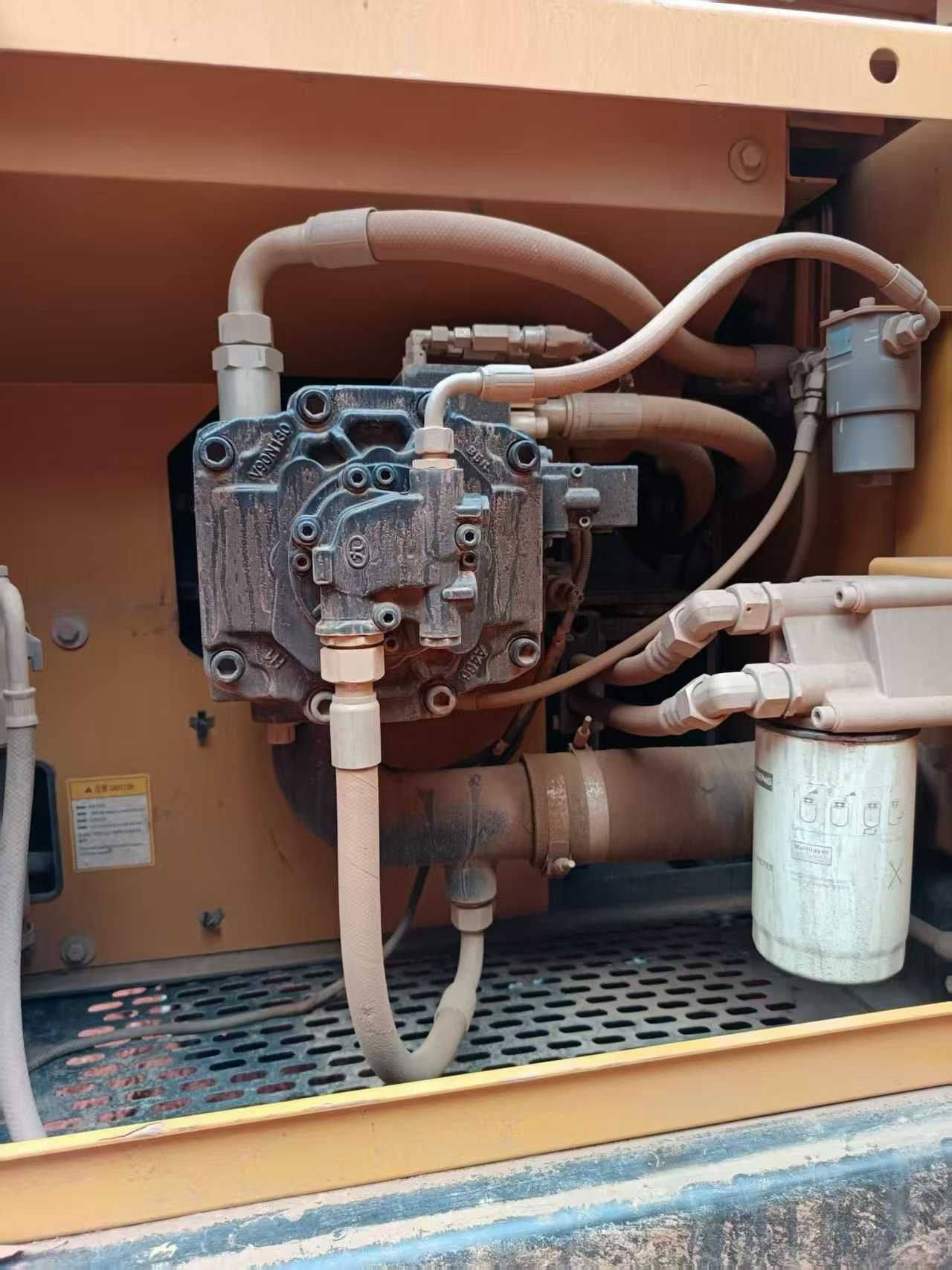 Used Sany SY205C Excavator 2021 Model / 3