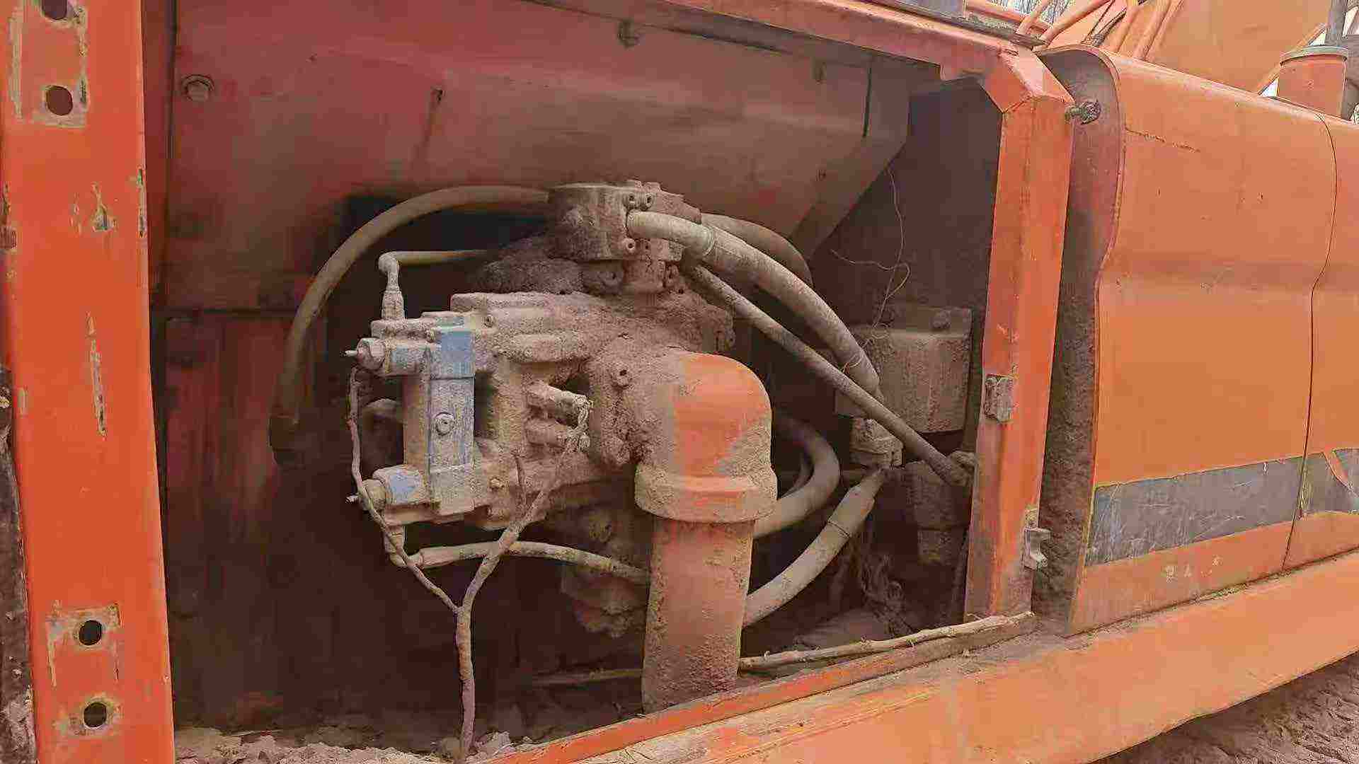 Used Doosan DX380 Excavator 2013 Model / 3