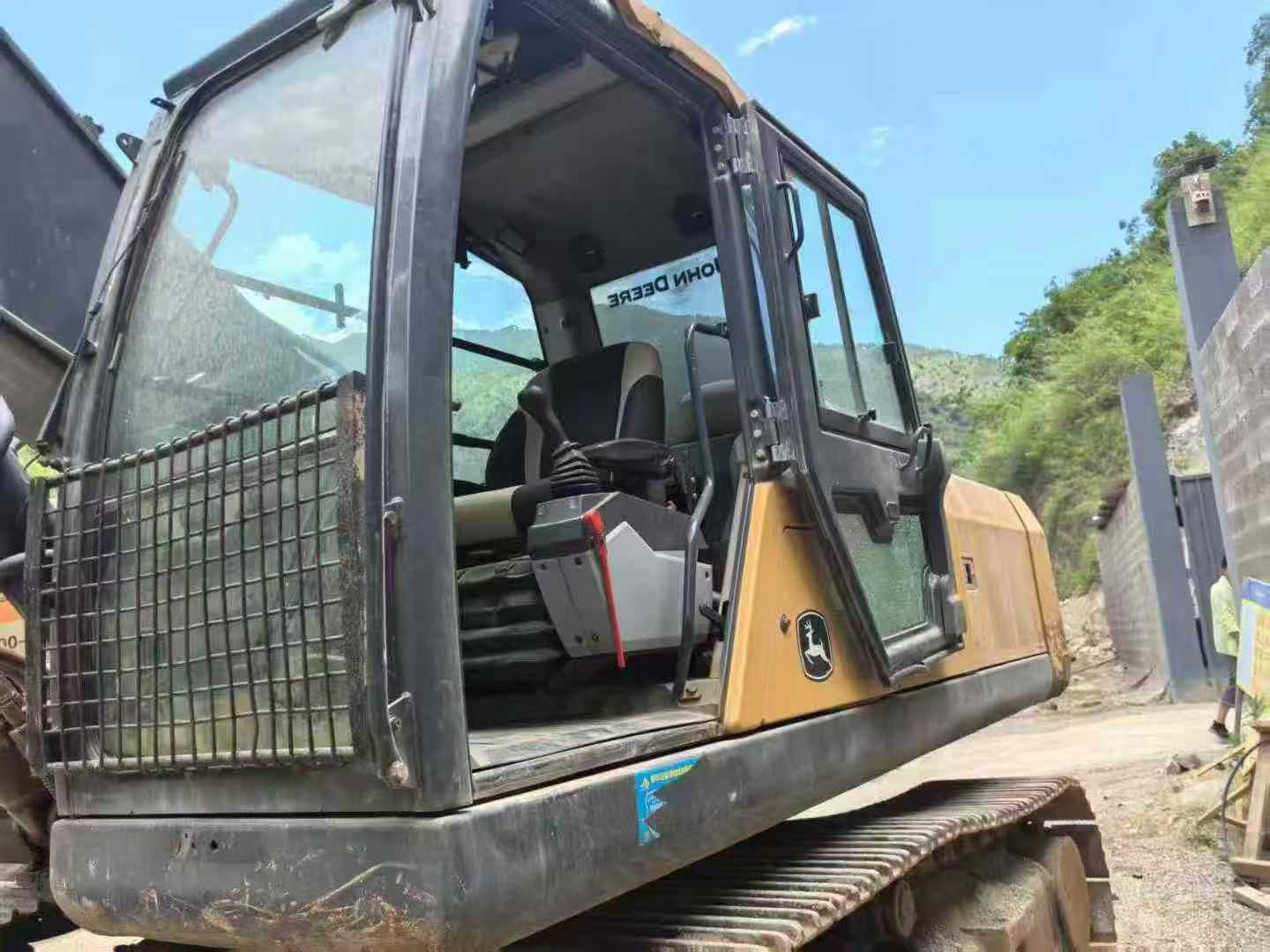 Used JohnDeere E360 Excavator 2017 Model / 7