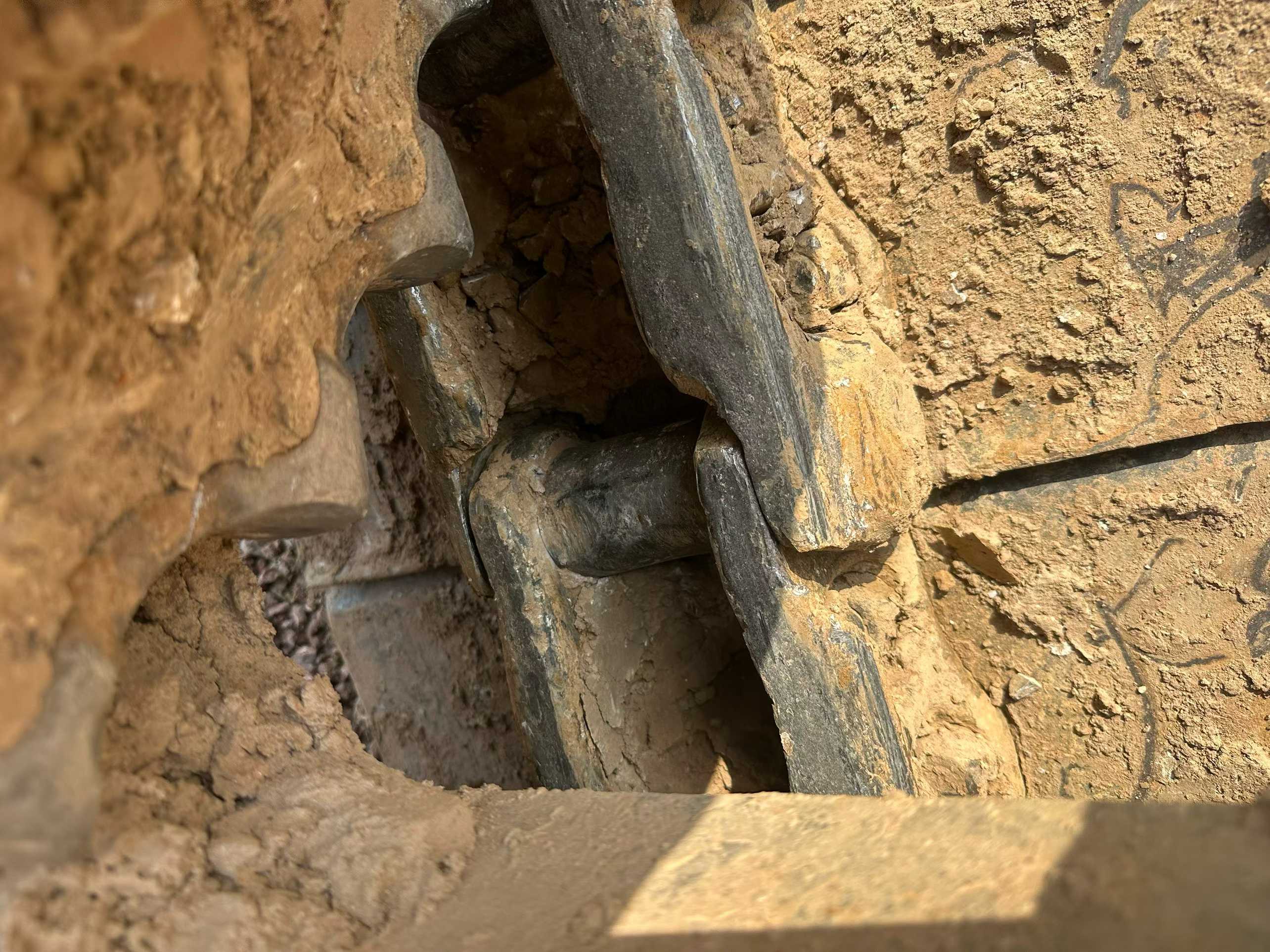 Used Kobelco SK200 Excavator 2008 Model / 8