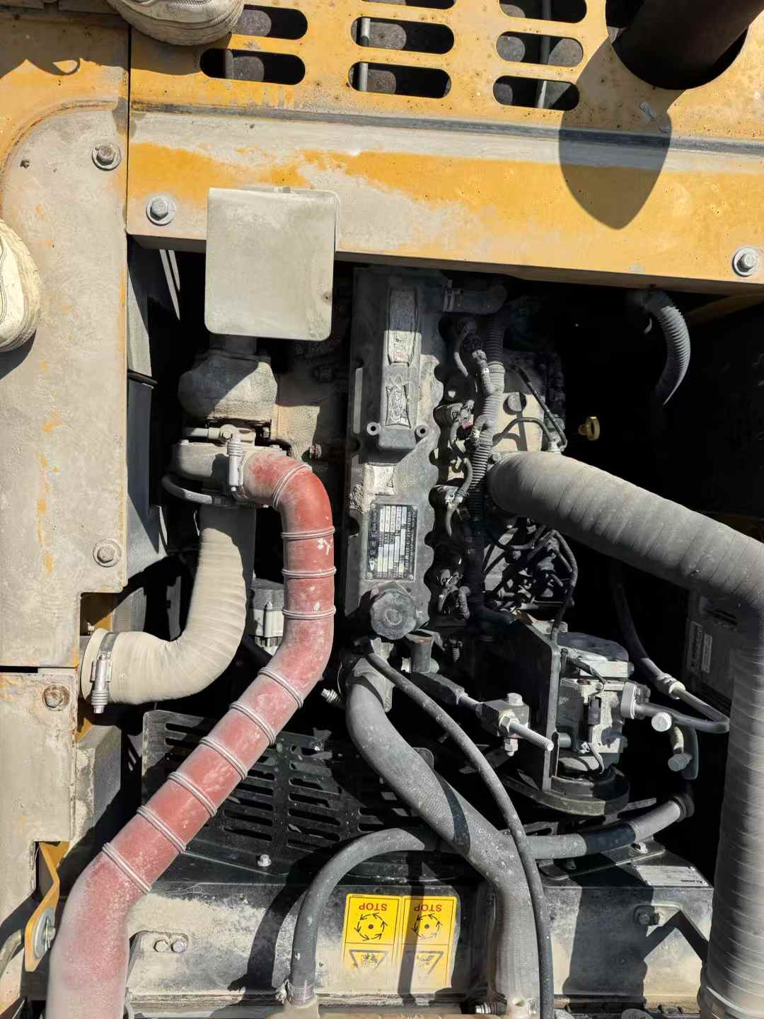 Used XCMG XE135B Excavator 2022 Model / 6