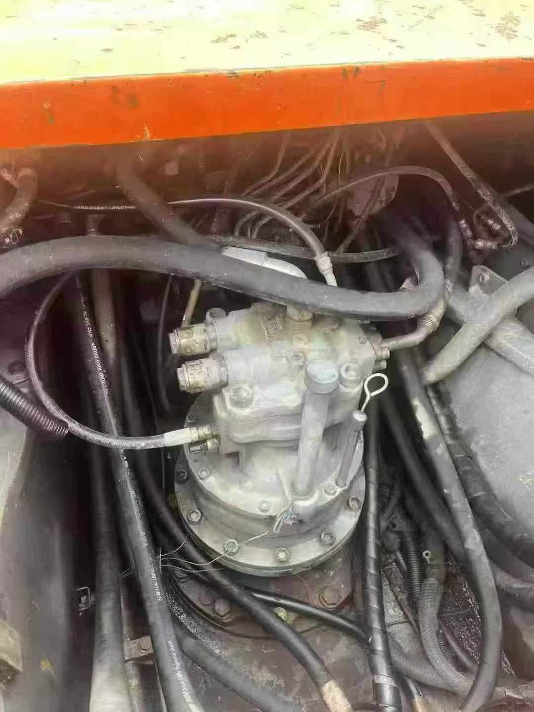 Used Hitachi EX200 Excavator 2012 Model / 5