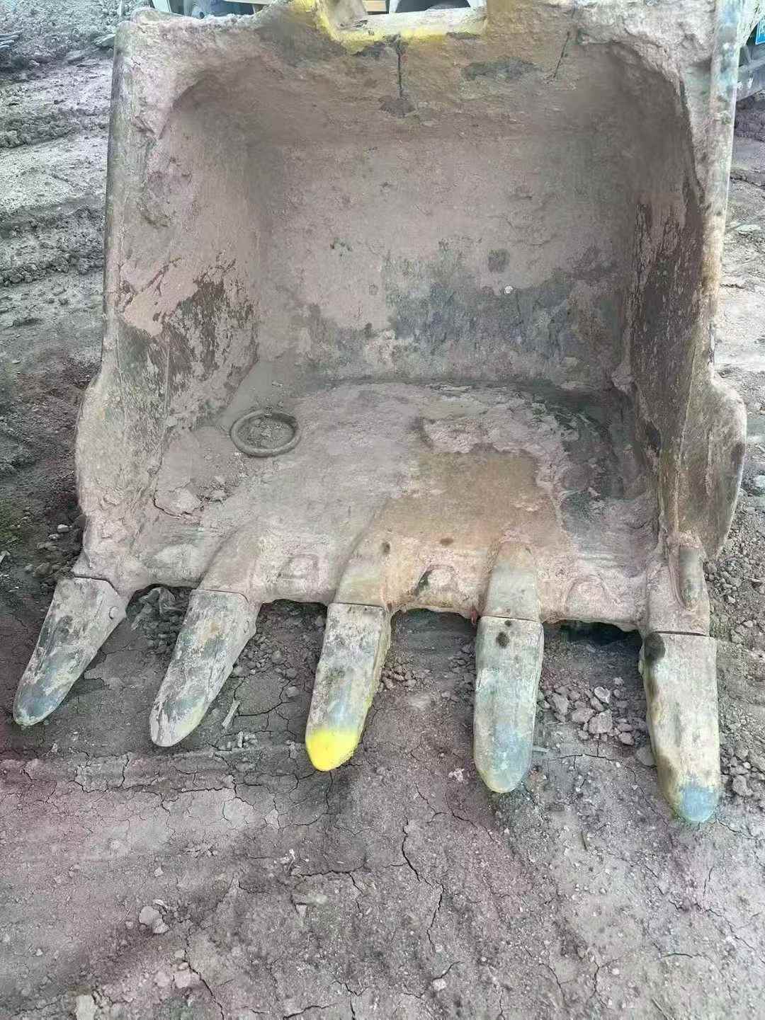 Used Komatsu PC300 Excavator 2016 Model / 3