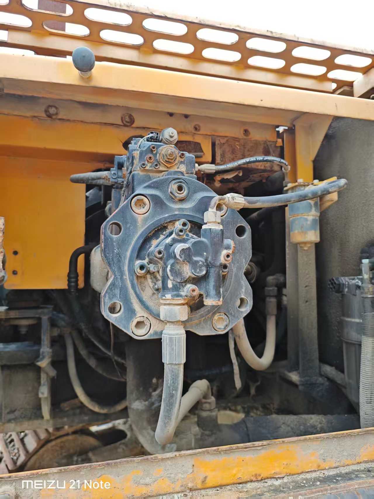 Used Sany SY305C Excavator 2016 Model / 8