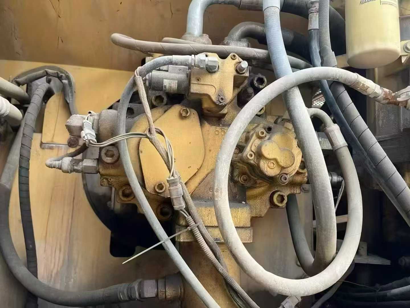 Used Caterpillar 330C Excavator 2016 Model / 7