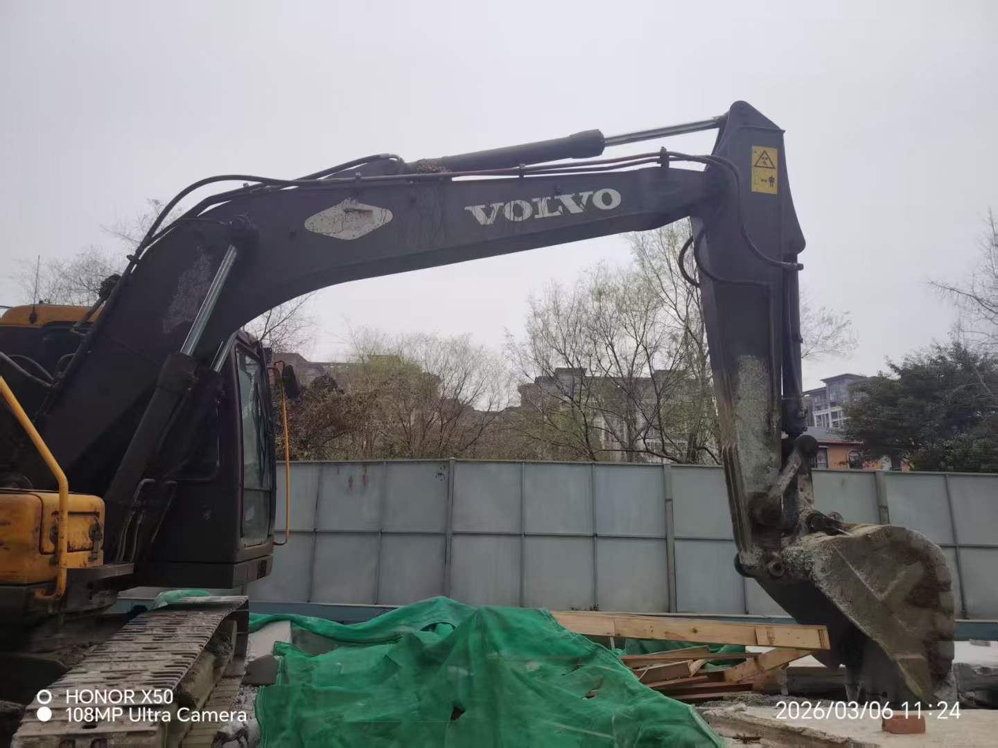 Used Volvo L120E Excavator 2020 Model / 5