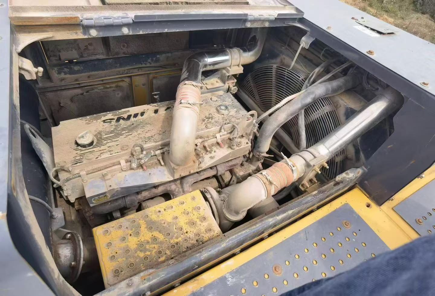 Used XCMG XE490DK Excavator 2016 Model / 8