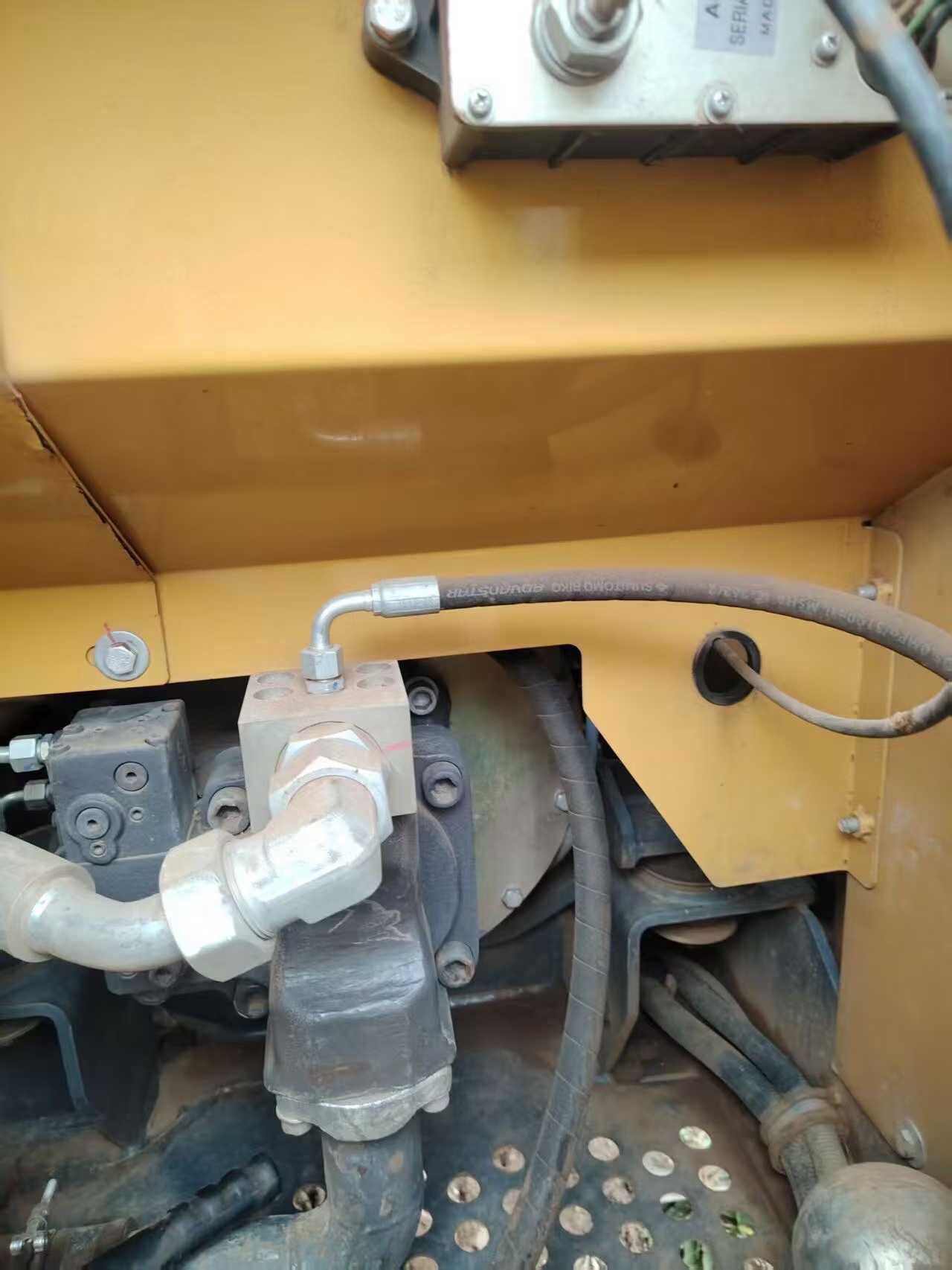 Used XCMG XE75C Excavator 2019 Model / 3