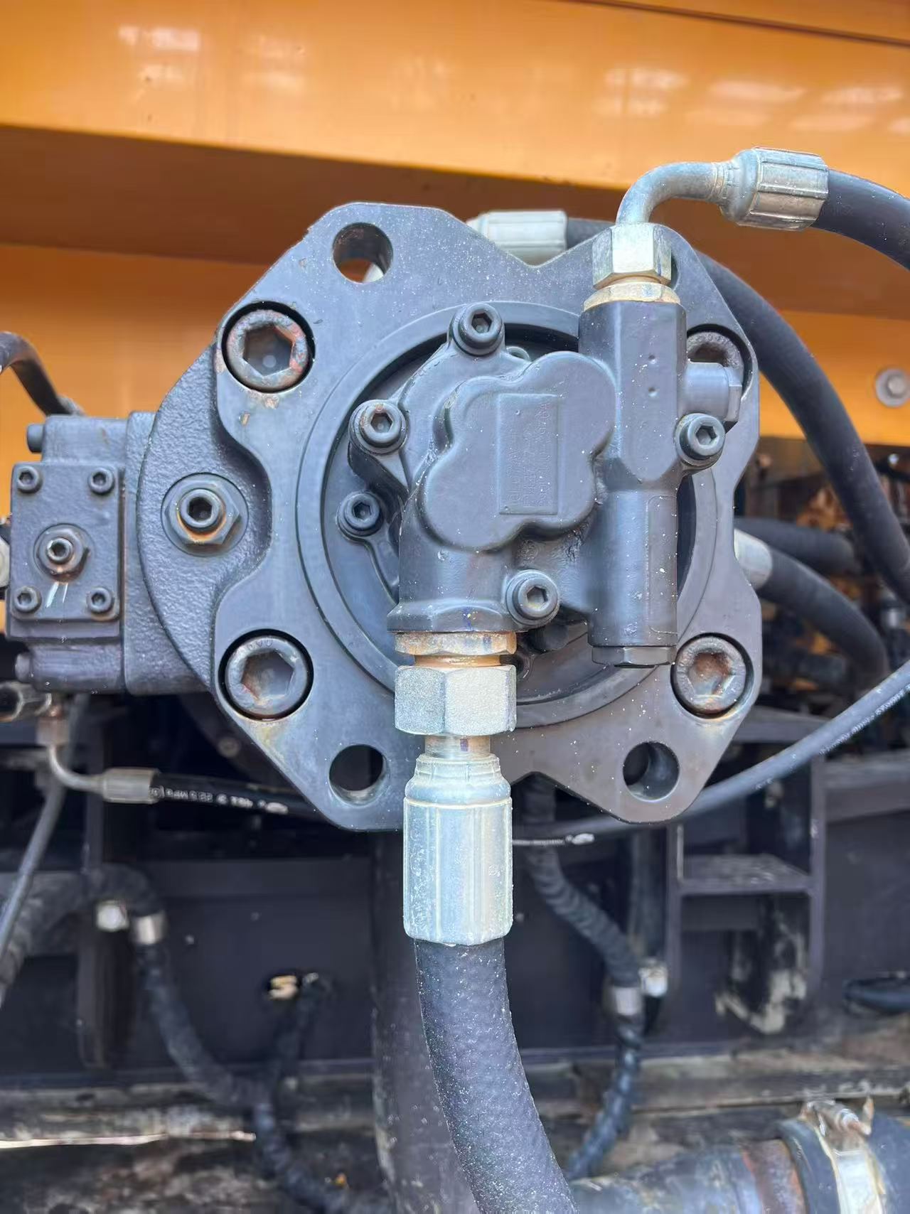 Used Sany SY265C Excavator 2015 Model / 3