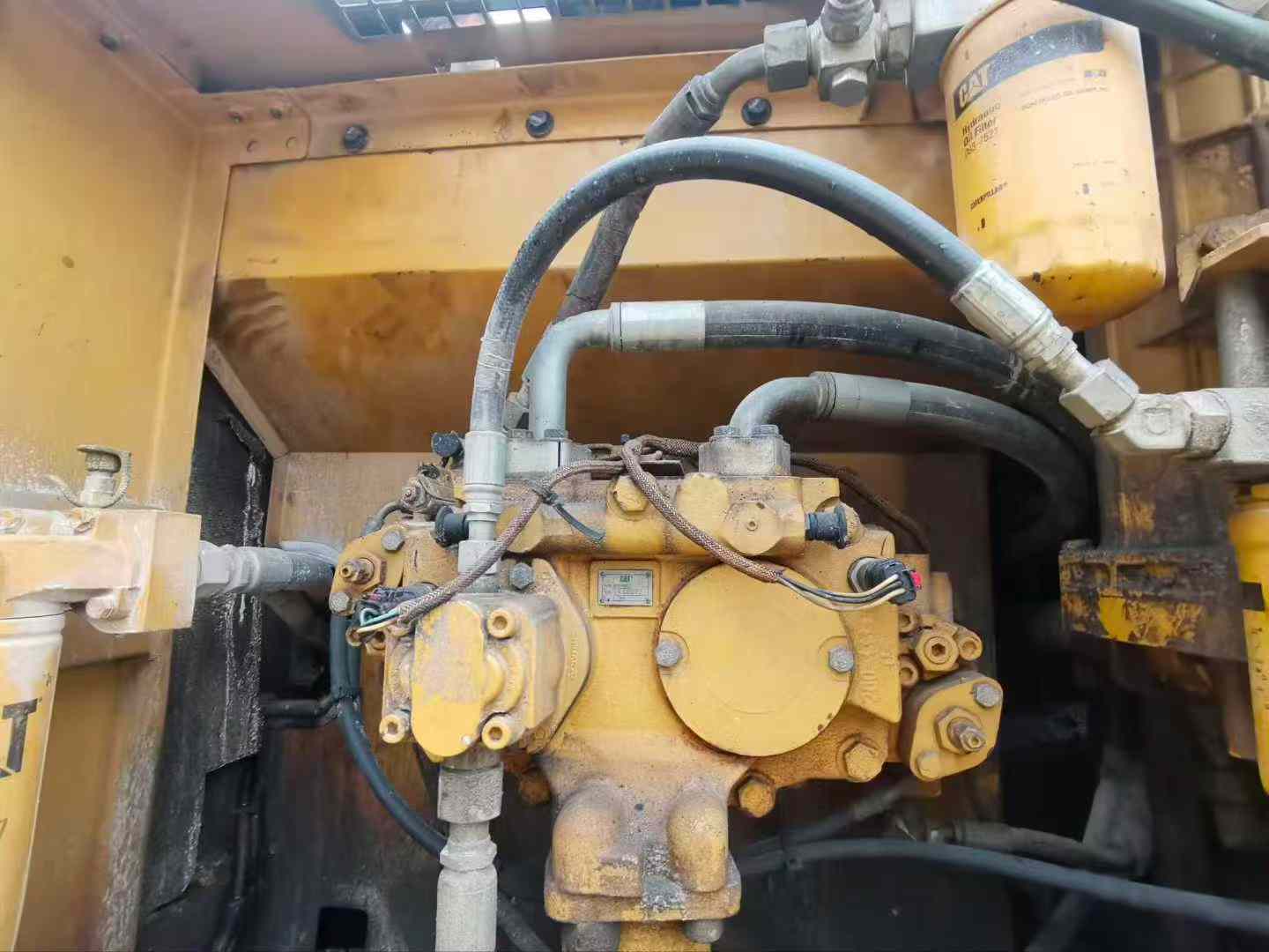 Used Caterpillar 326DL Excavator 2014 Model / 2