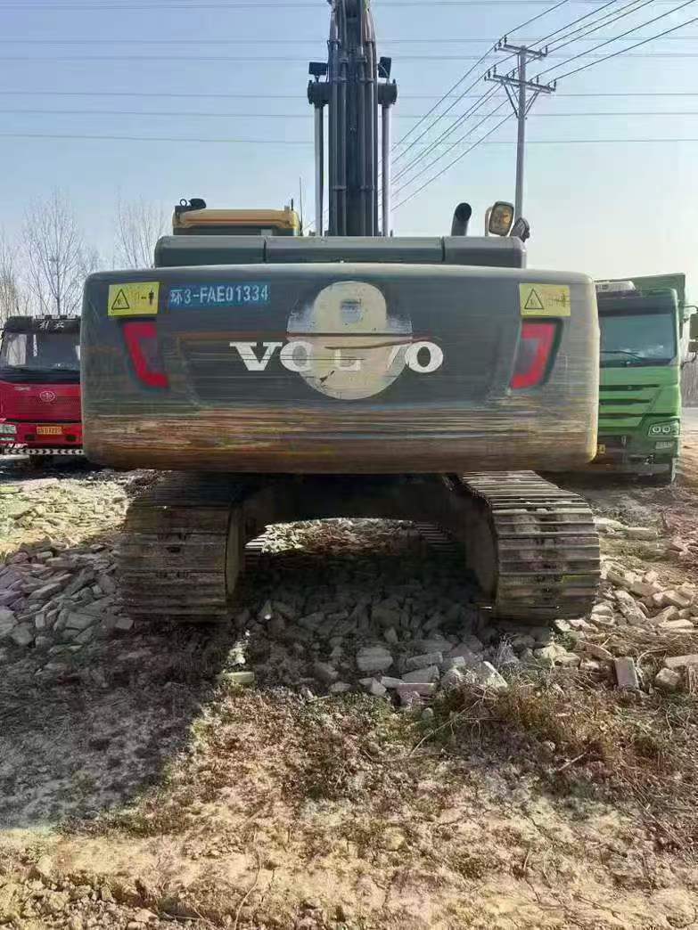 Used Volvo EC210B Excavator 2018 Model / 3