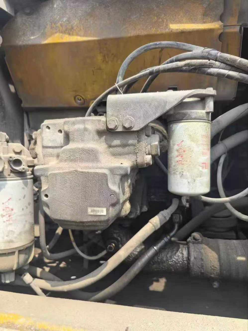 Used Komatsu PC210-8 Excavator 2017 Model / 3