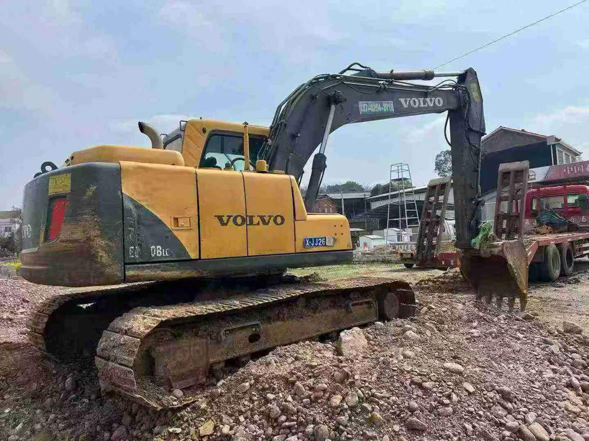Used Volvo EC140 Excavator 2012 Model / 2