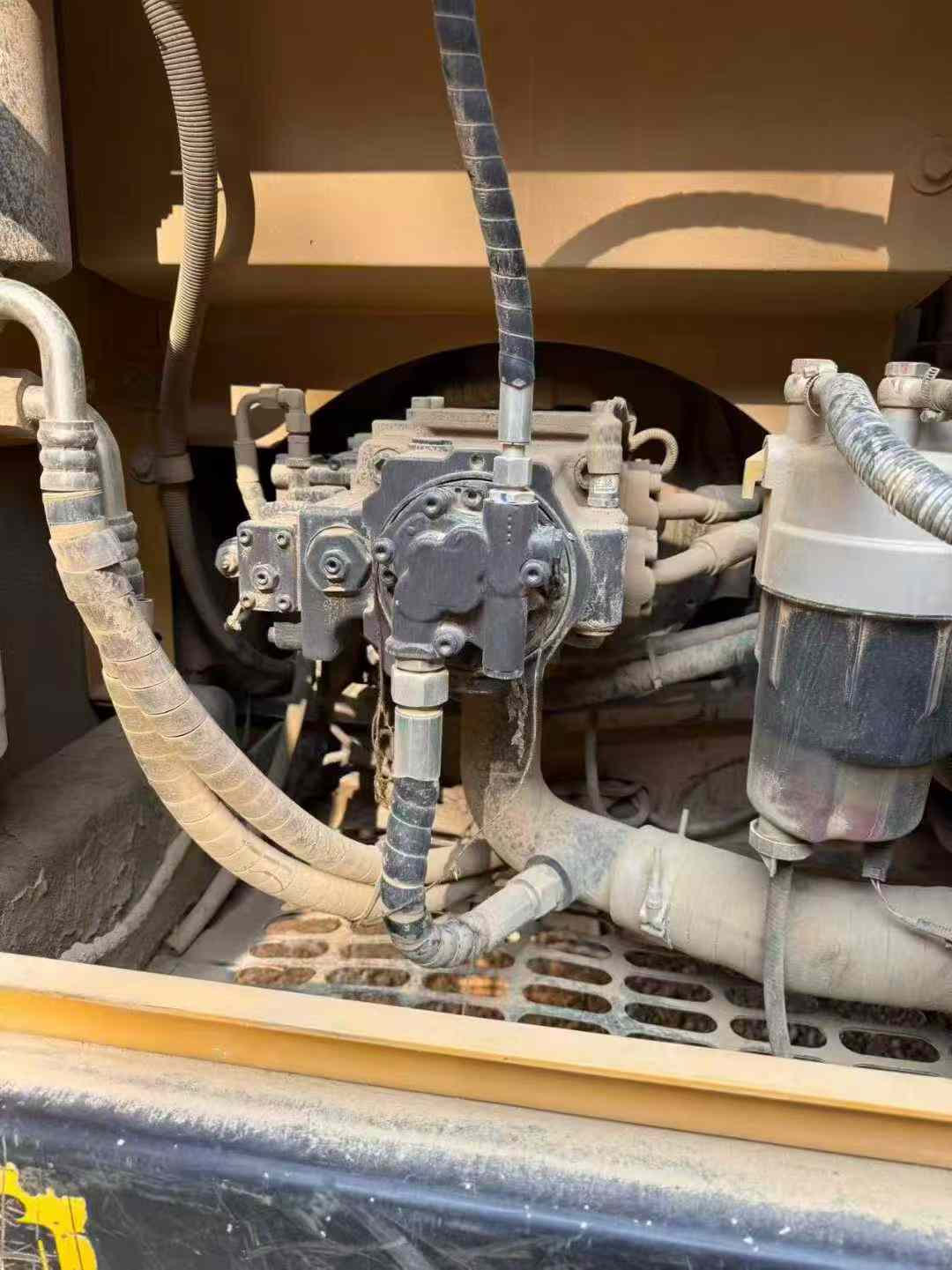 Used Sany SY135 Excavator 2022 Model / 3