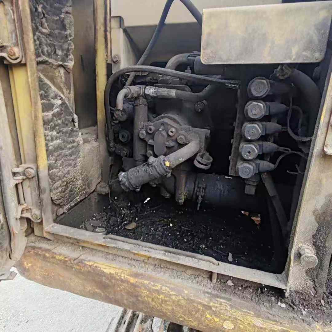 Used Komatsu PC100-6 Excavator 2016 Model / 6