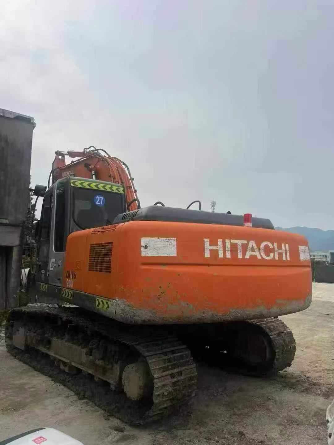 Used Hitachi EX200 Excavator 2012 Model / 4