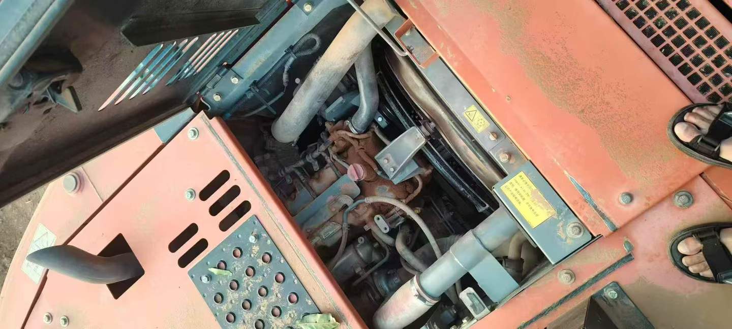 Used Hitachi EX130 Excavator 2020 Model / 3