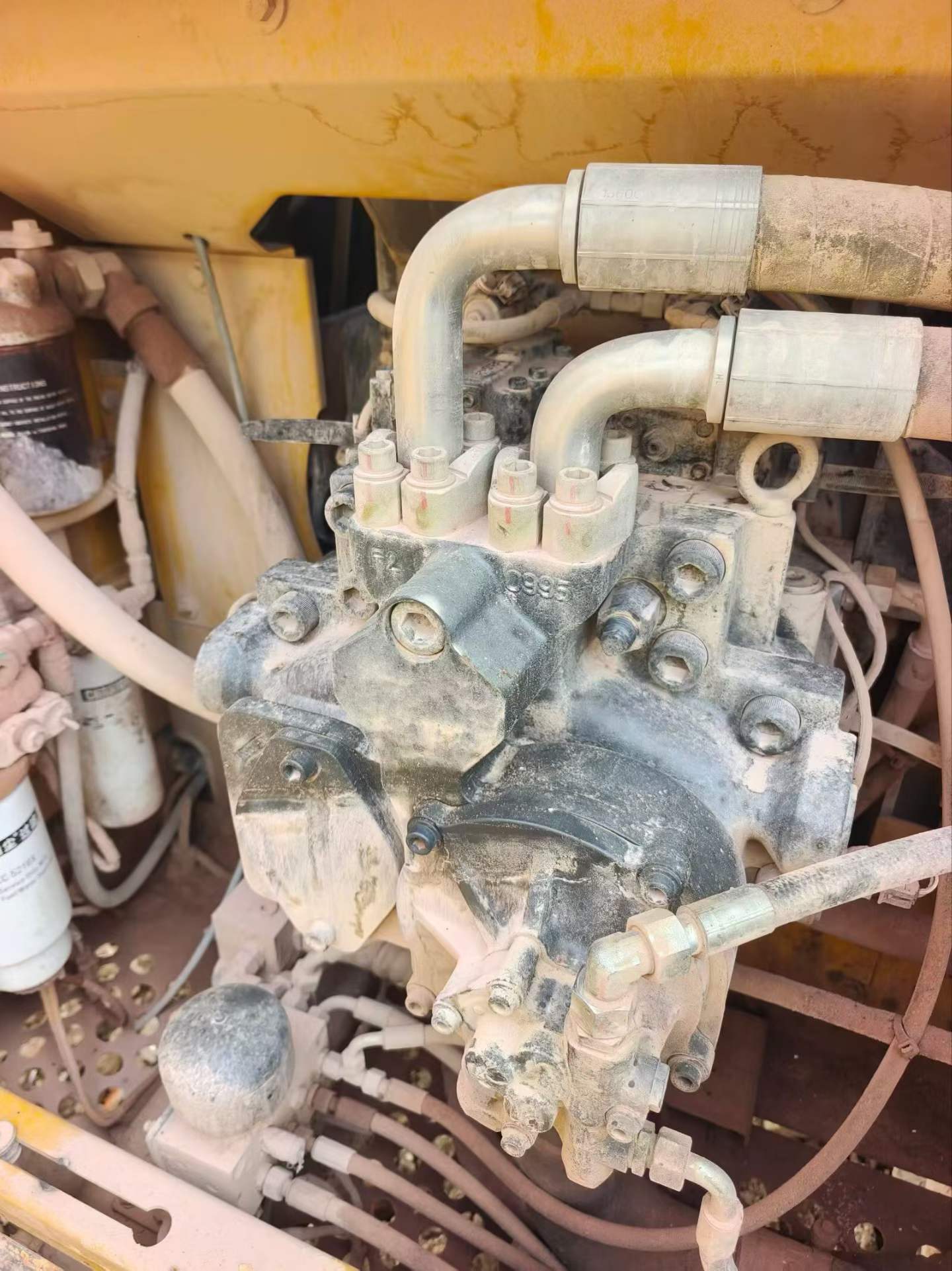 Used XCMG XE550DK Excavator 2021 Model / 4