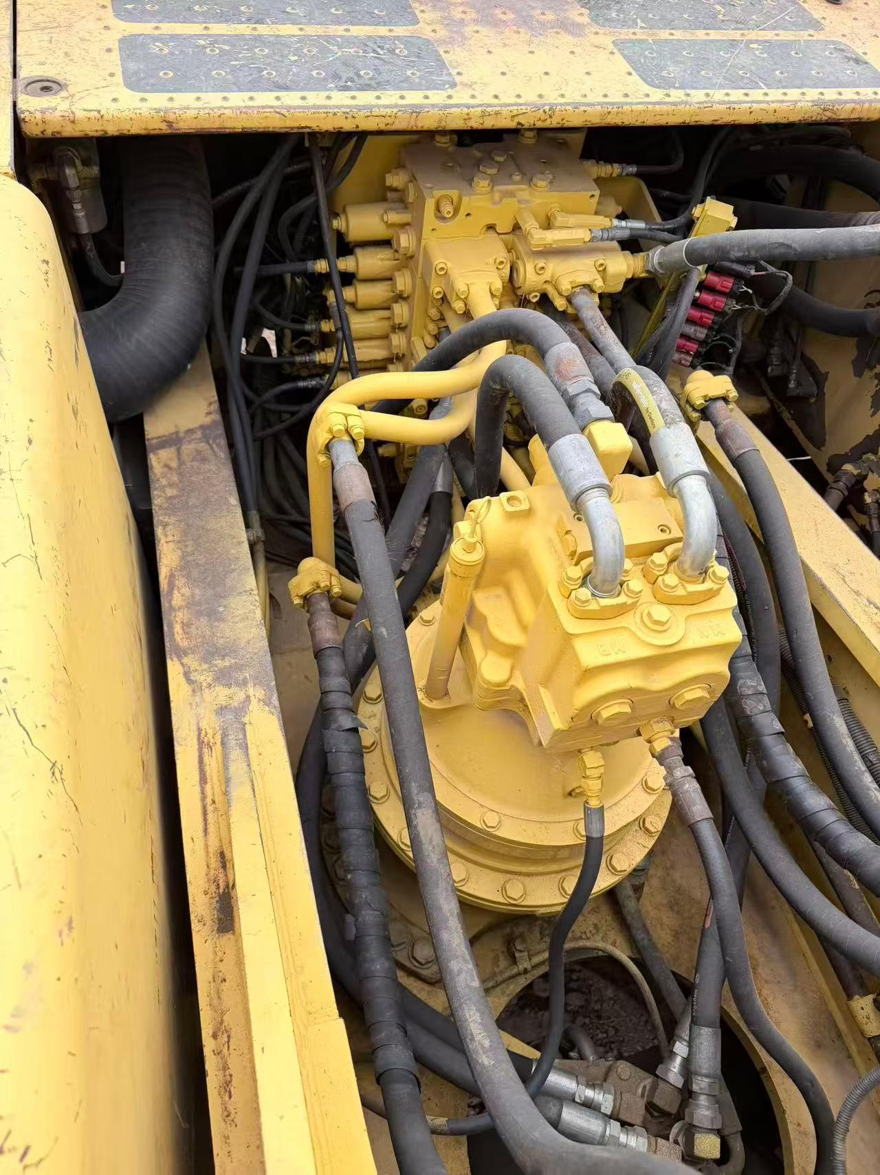 Used Komatsu PC350-7 Excavator 2016 Model / 8