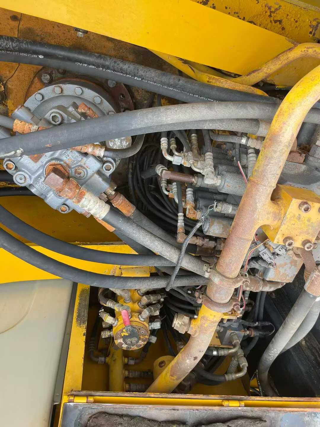 Used Kato HD820 Excavator 2016 Model / 8