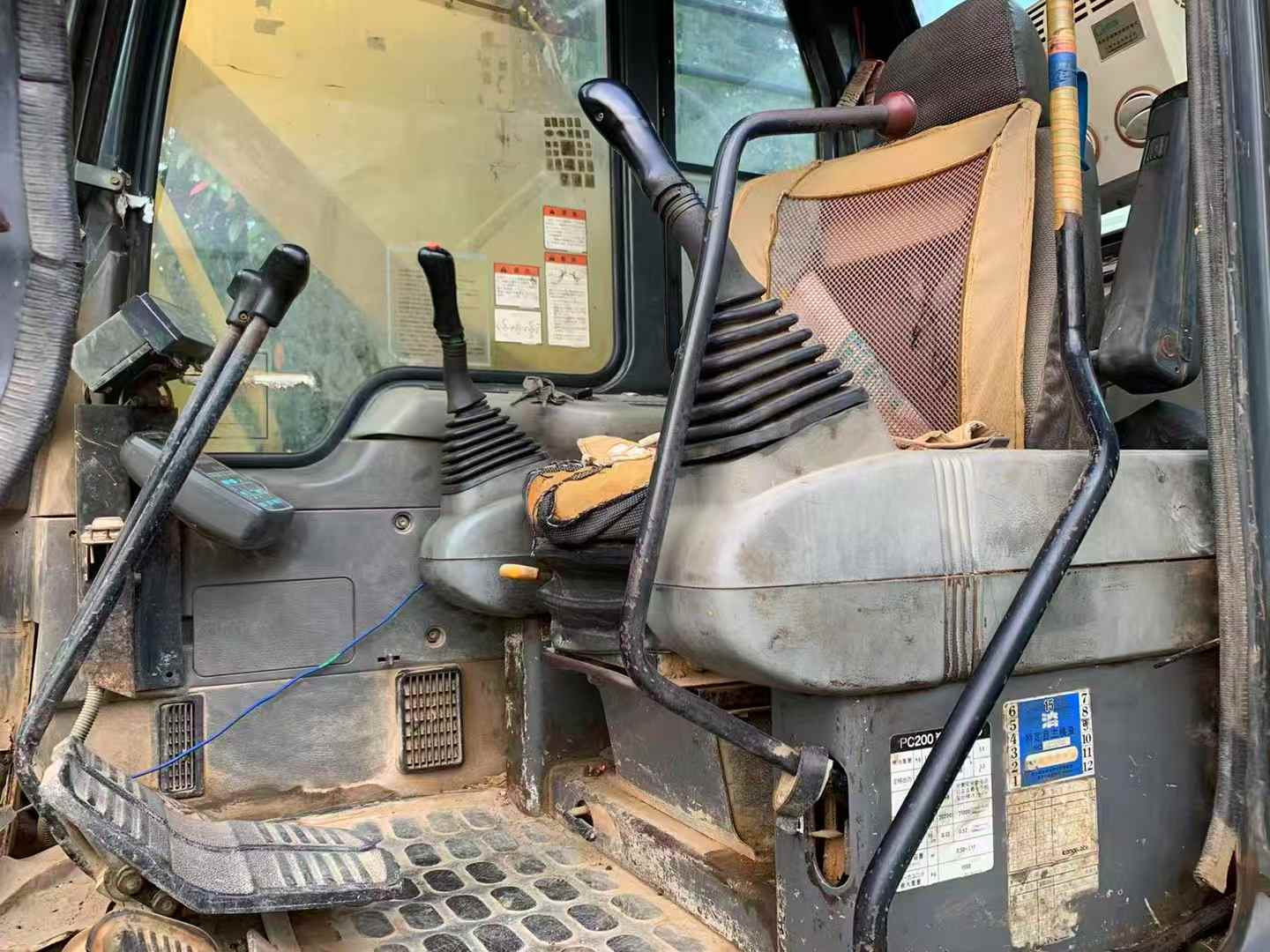 Used Komatsu PC200-1 Excavator 2016 Model / 7