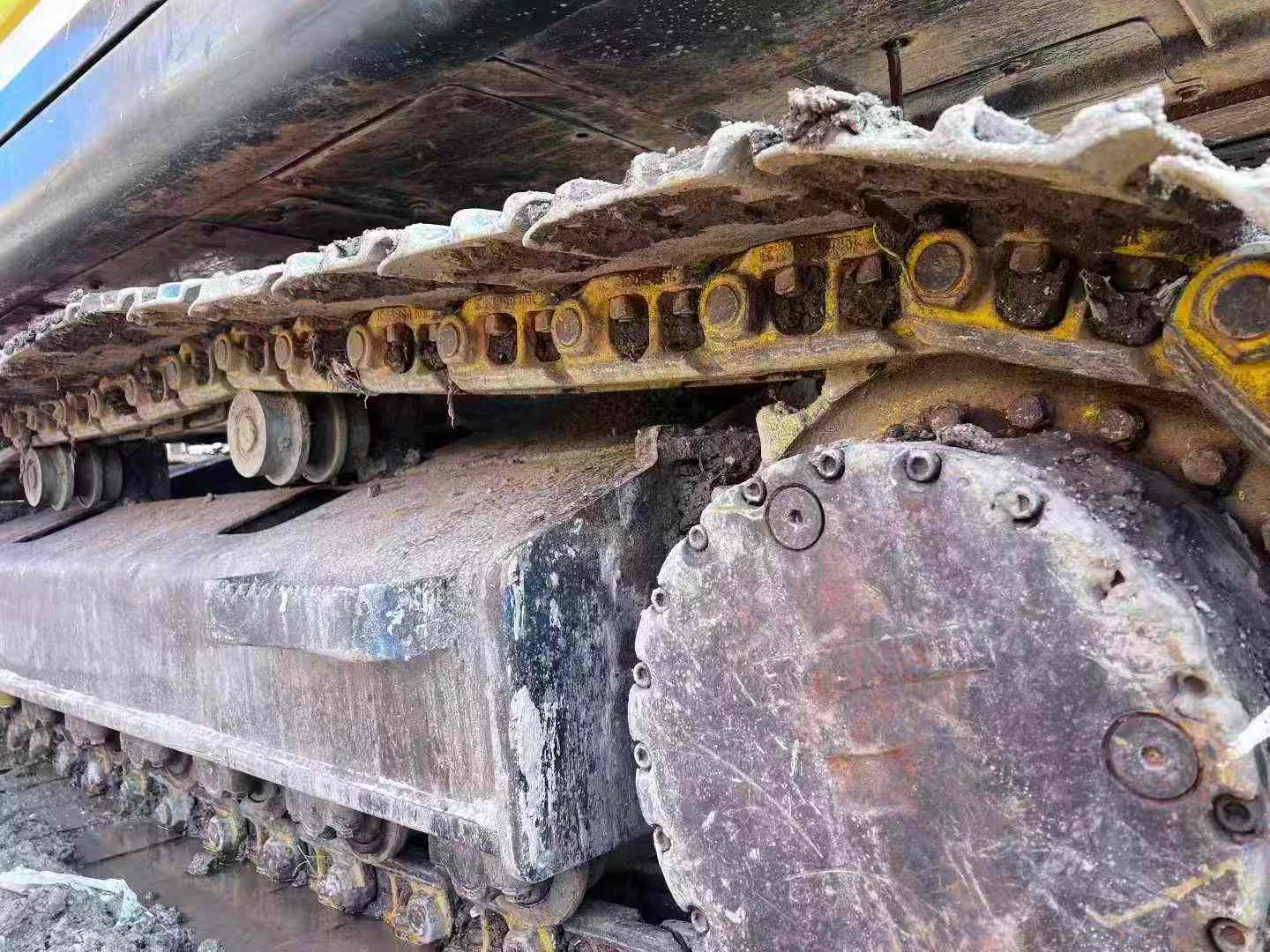 Used Hyundai R220-5 Excavator 2016 Model / 9