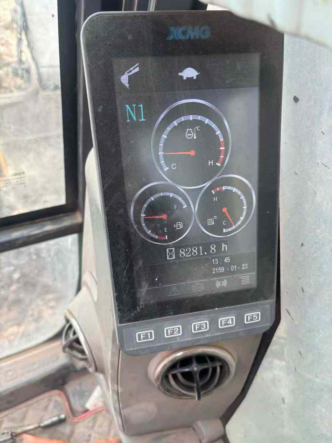 Used XCMG XE205DA Excavator 2021 Model / 4