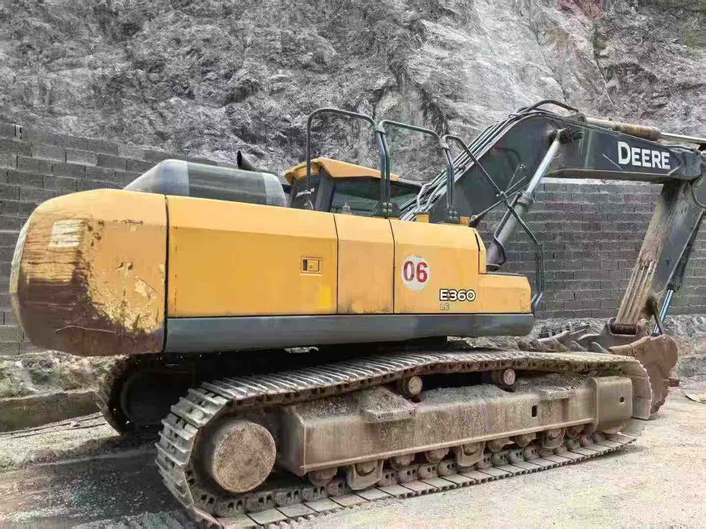 Used JohnDeere E360 Excavator 2017 Model / 4