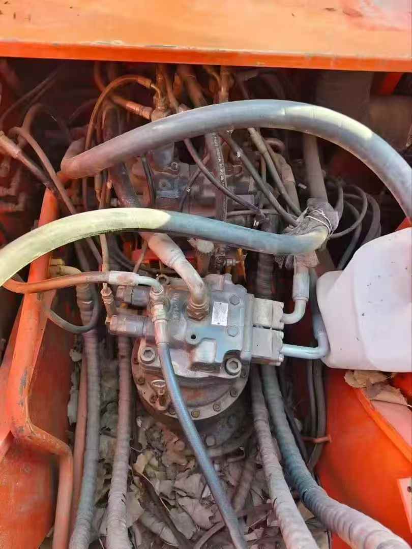 Used Doosan DH215-9 Excavator 2014 Model / 4