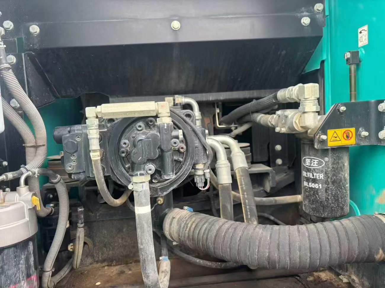 Used Kobelco SK200 Excavator 2019 Model / 6