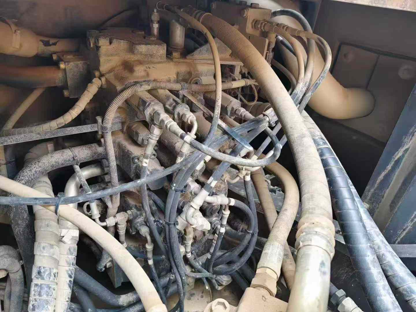 Buy Case CX210C-8 Used Excavator / 7 Used Case CX210C-8 Excavator 2021 Model / 7