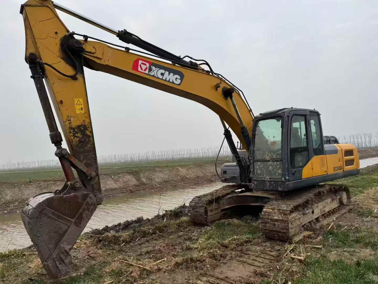 Buy XCMG XE200 Used Excavator / 3 Used XCMG XE200 Excavator 2020 Model / 3