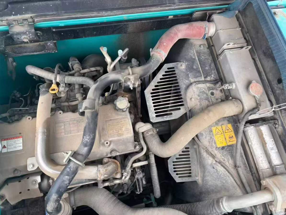 Used Kobelco SK200 Excavator 2019 Model / 4