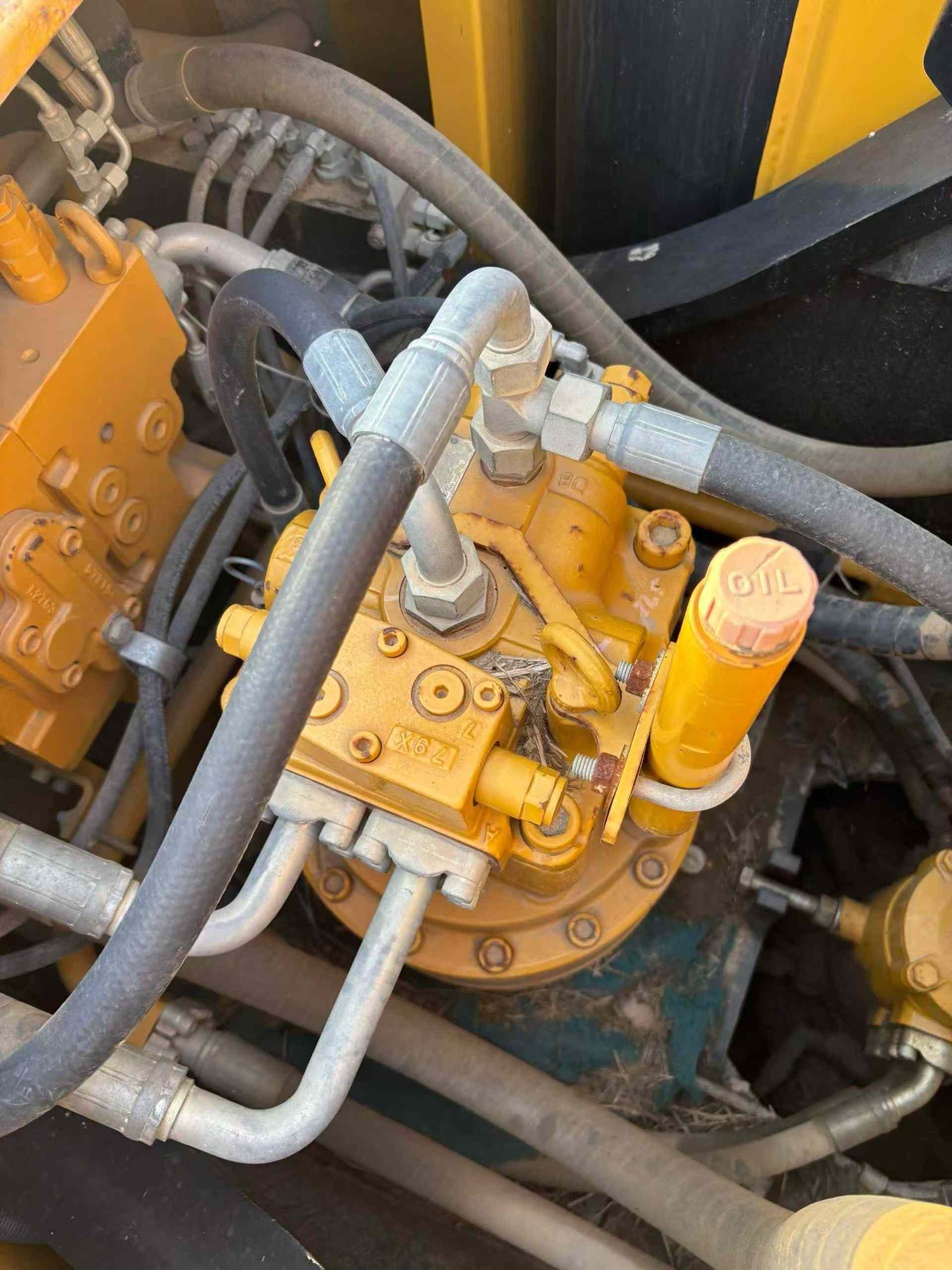 Used Sany SY225C Excavator 2018 Model / 4