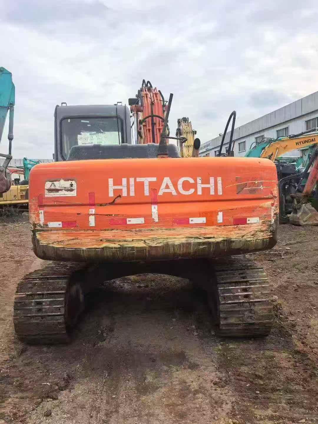 Used Hitachi EX130 Excavator 2013 Model / 4