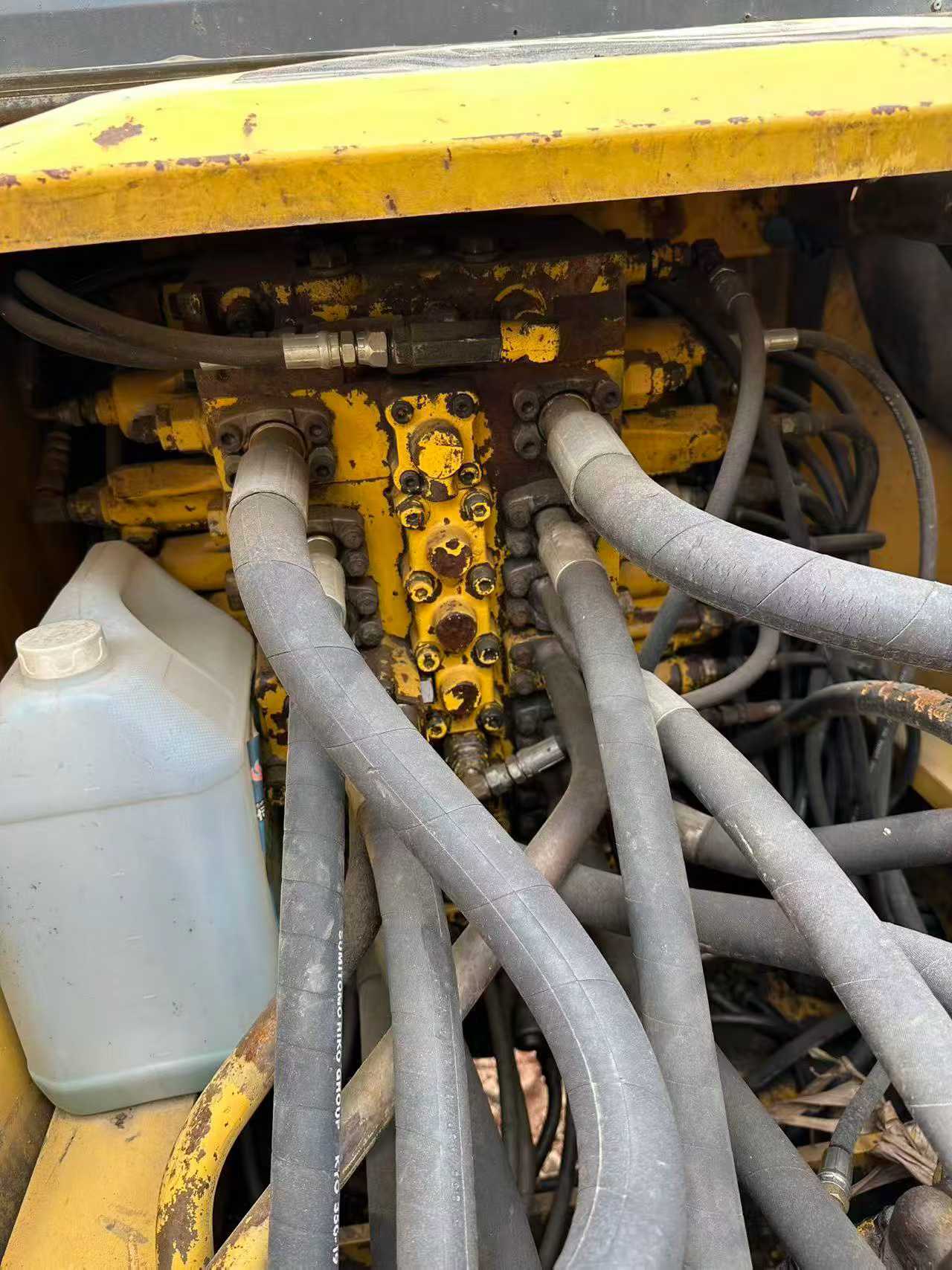 Buy Komatsu PC200-7 Used Excavator / 5 Used Komatsu PC200-7 Excavator 2016 Model / 5