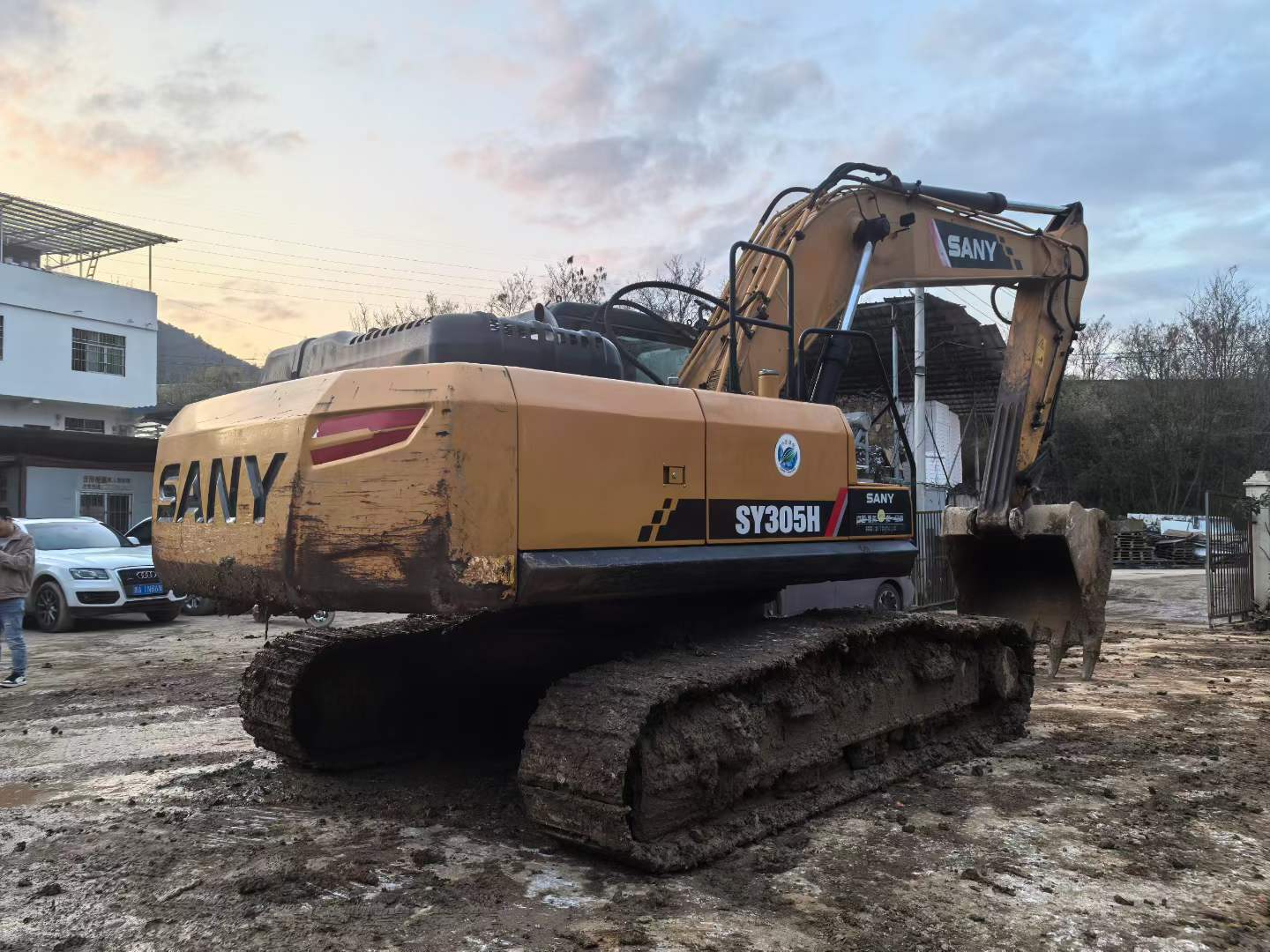 Used Sany SY245H Excavator 2017 Model / 8