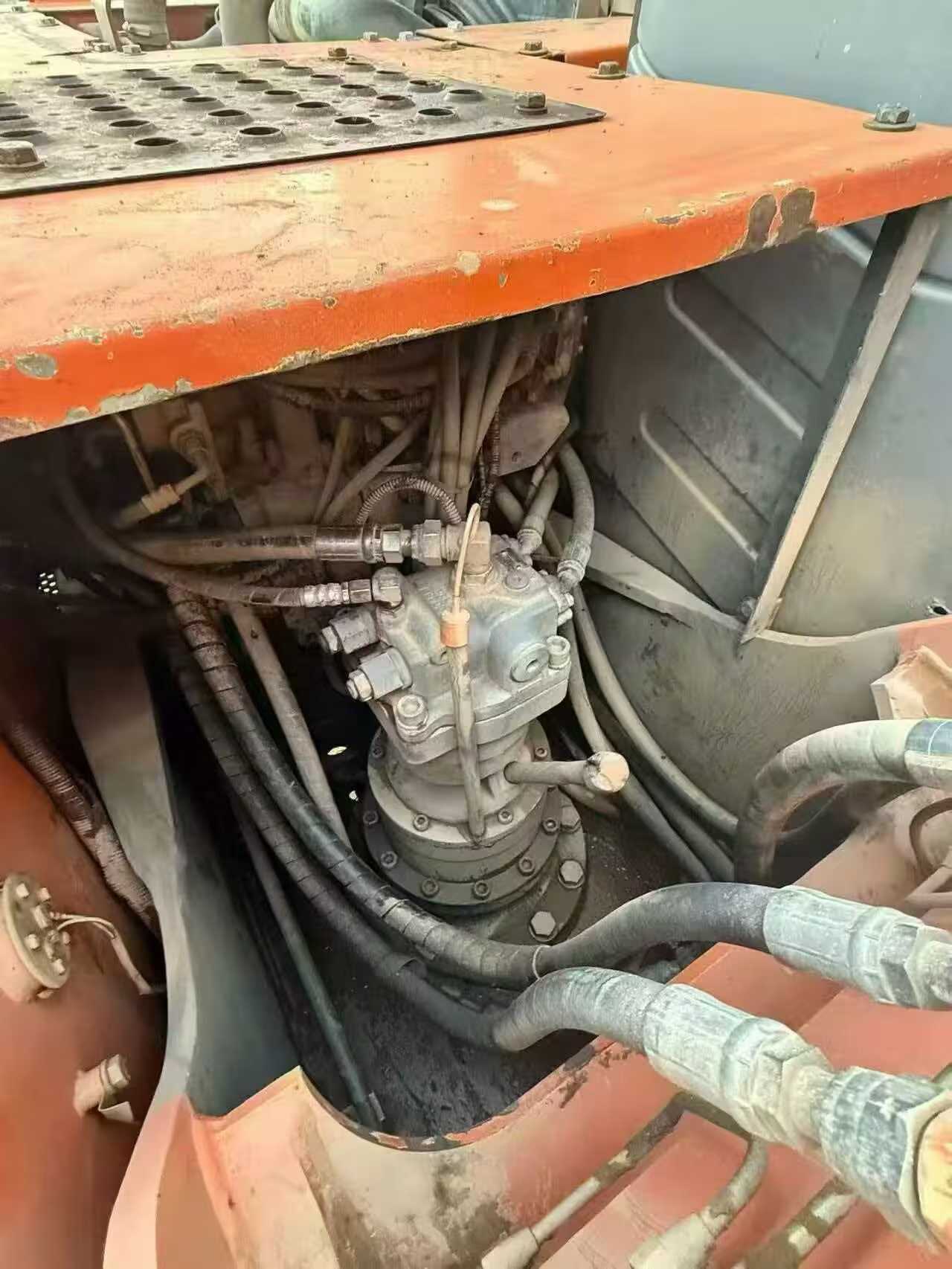 Buy Hitachi EX130 Used Excavator / 6 Used Hitachi EX130 Excavator 2015 Model / 6