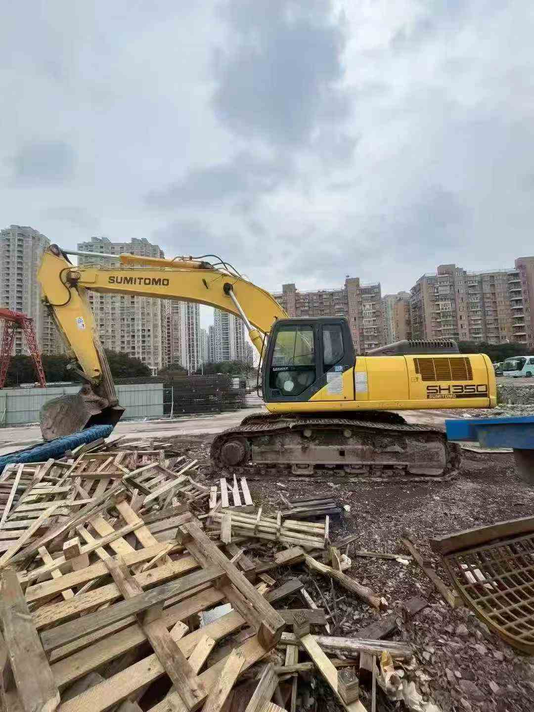 Buy Sumitomo SH350-5 Used Excavator / 1