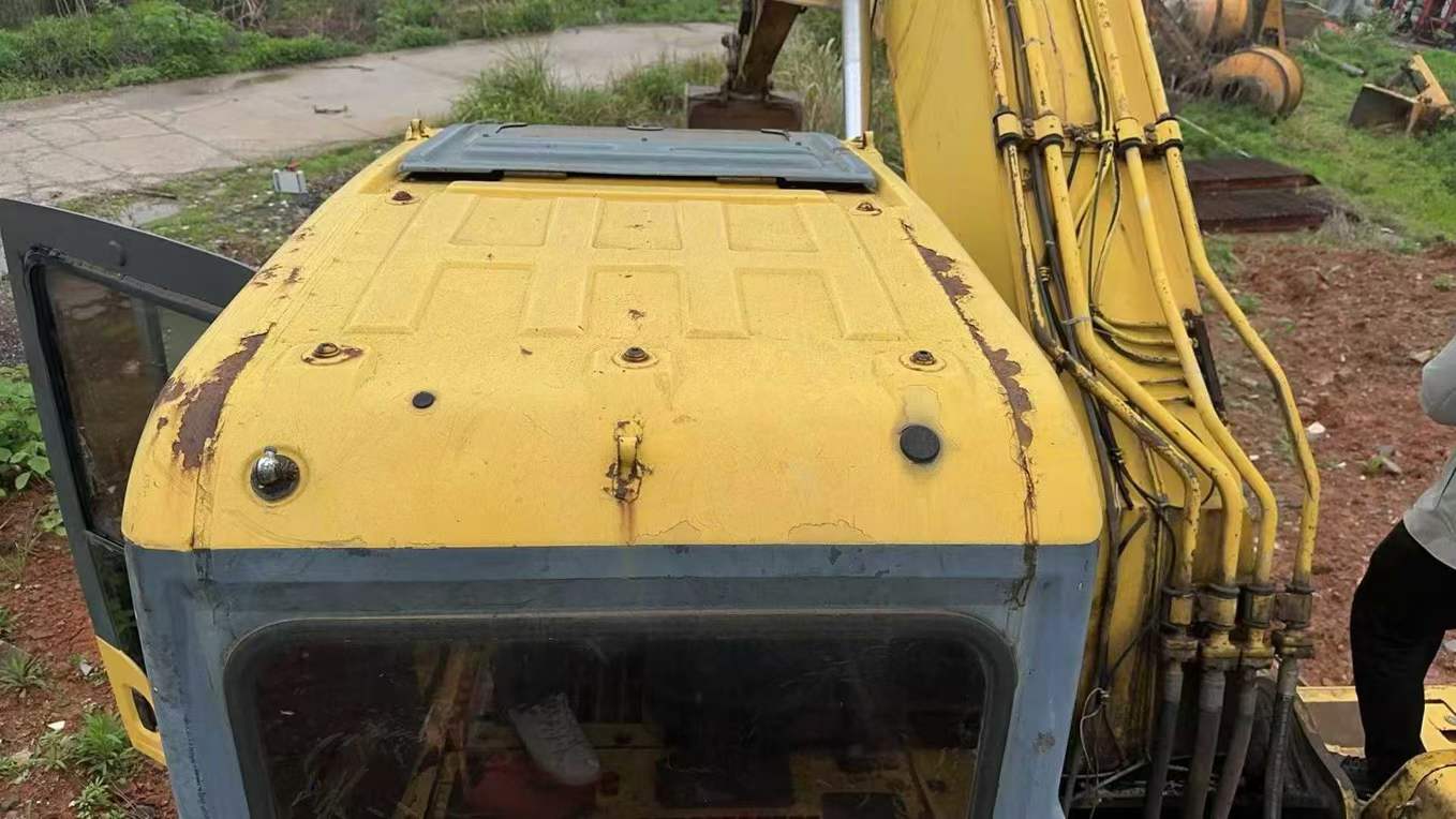 Buy Komatsu PC220-7 Used Excavator / 7 Used Komatsu PC220-7 Excavator 2016 Model / 7