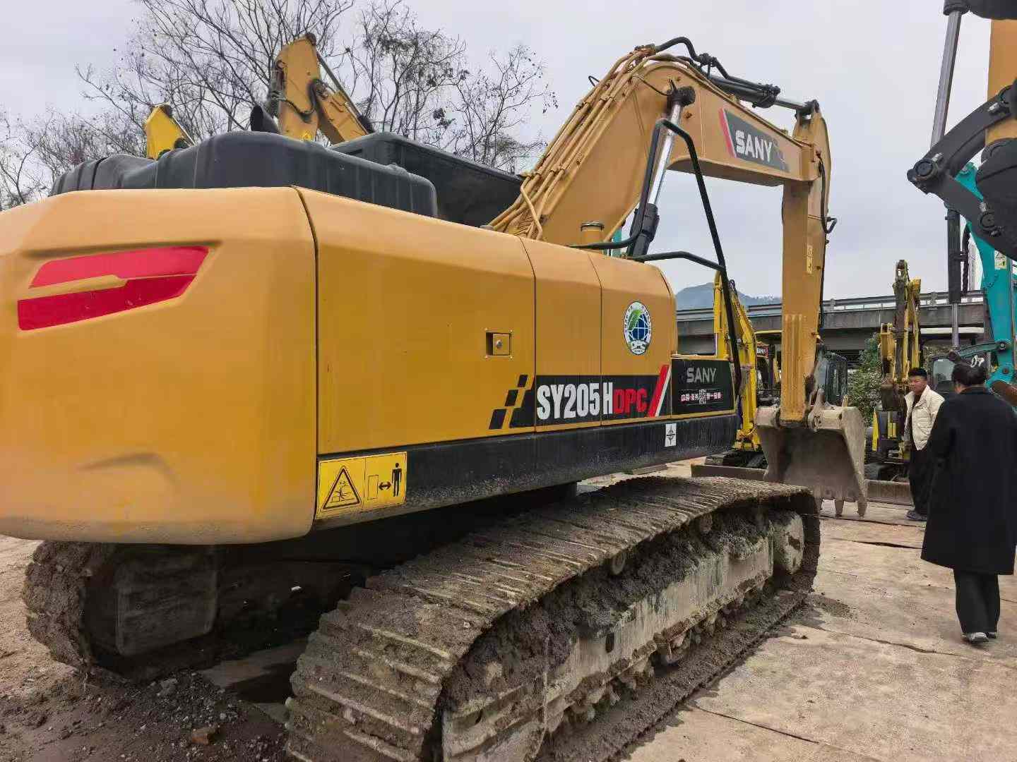 Buy Sany SY205C Used Excavator / 1