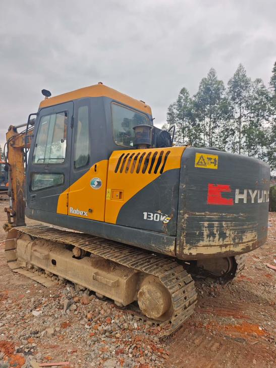 Buy Hyundai R110-7 Used Excavator / 1
