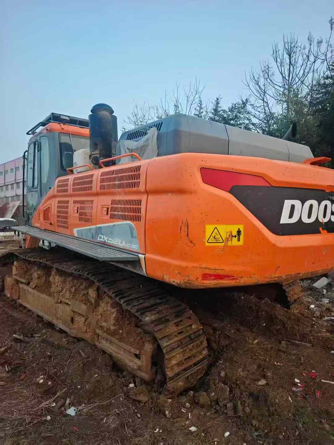 Buy Doosan DX520LC Used Excavator / 1