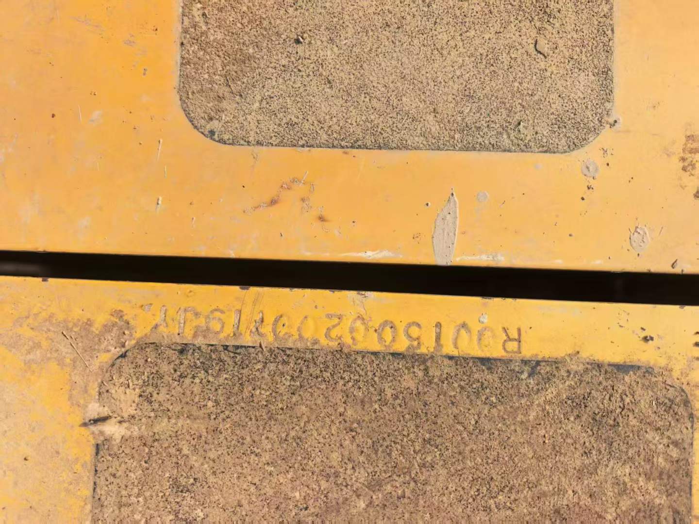 Used XCMG XE135B Excavator 2020 Model / 3