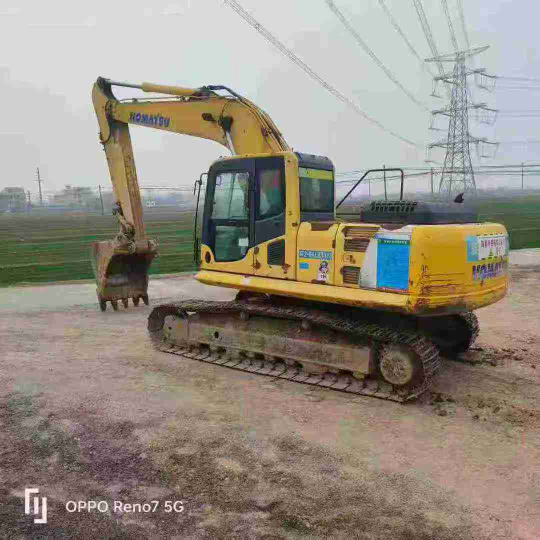 Buy Komatsu PC210LC-8 Used Excavator / 1