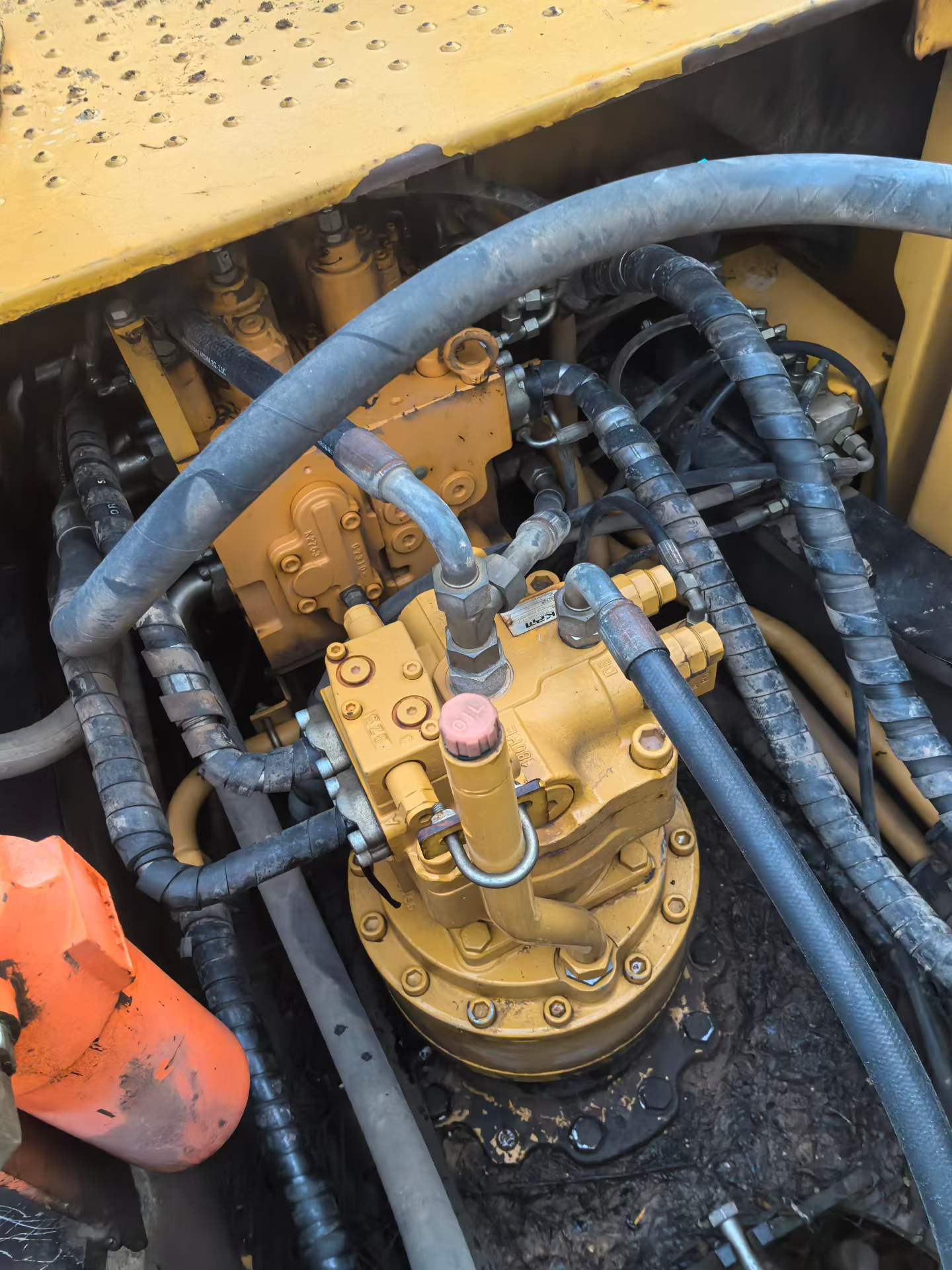 Used Sany SY245H Excavator 2017 Model / 3