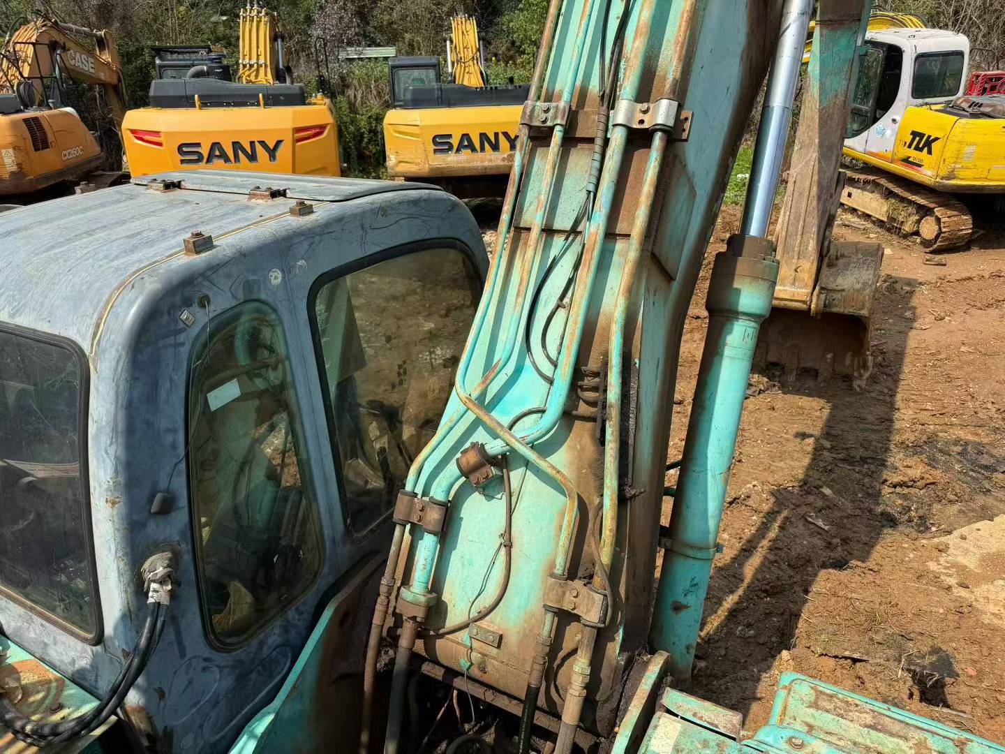 Buy Kobelco SK260 Used Excavator / 5 Used Kobelco SK260 Excavator 2011 Model / 5