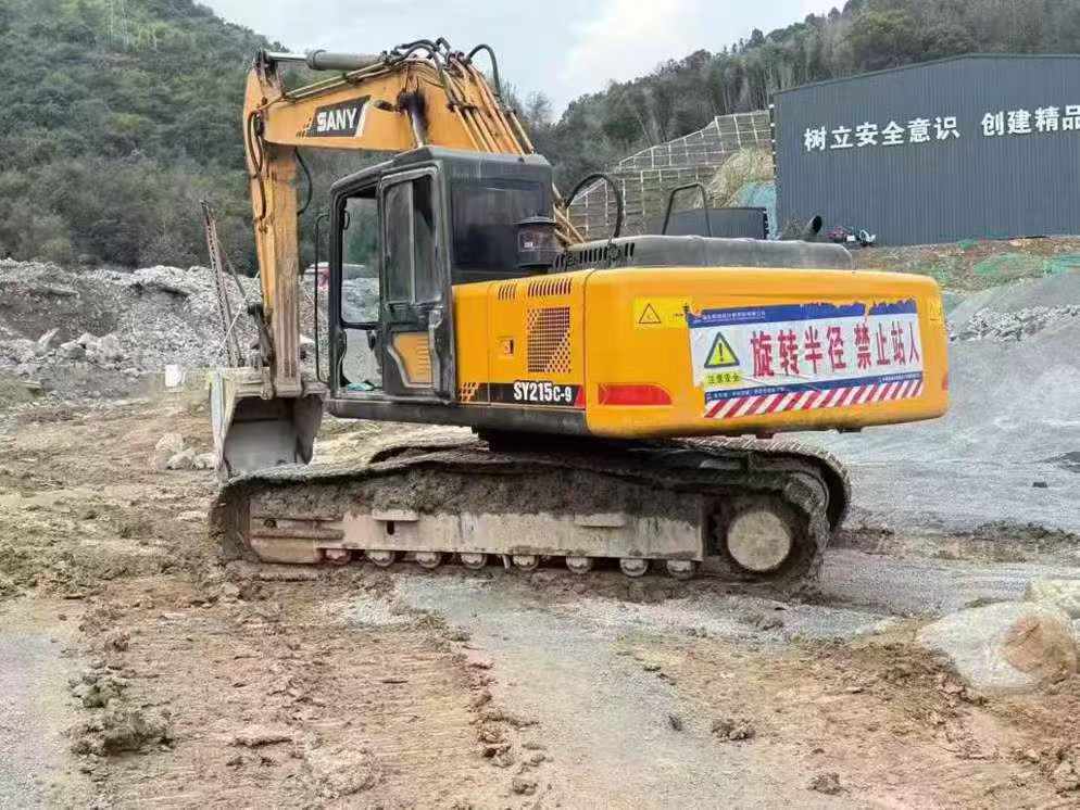 Buy Sany SY215C-8 Used Excavator / 2 Used Sany SY215C-8 Excavator 2014 Model / 2