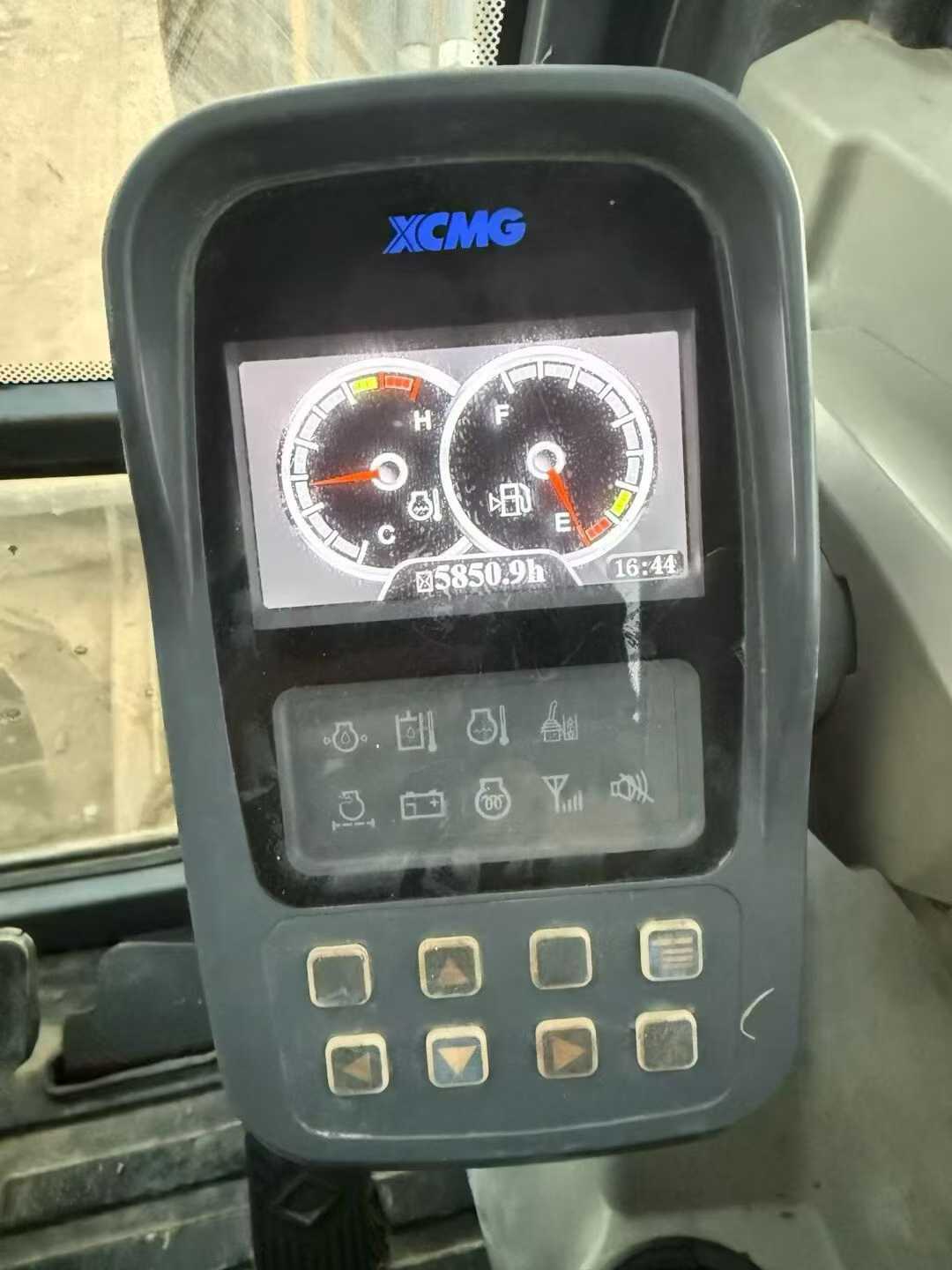 Buy XCMG XE55D Used Excavator / 6 Used XCMG XE55D Excavator 2018 Model / 6